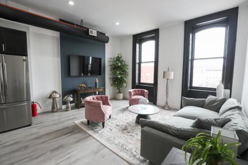 Downtown Easton — 4-Star Luxury Hotel in Easton, United States