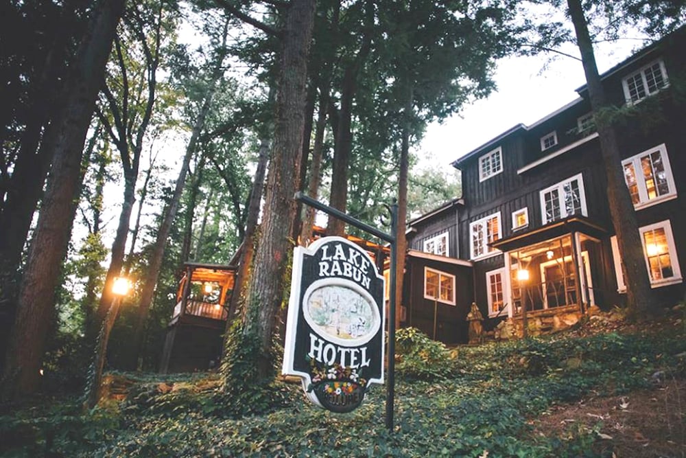 Lake Rabun Hotel & Restaurant — hotel in Lakemont