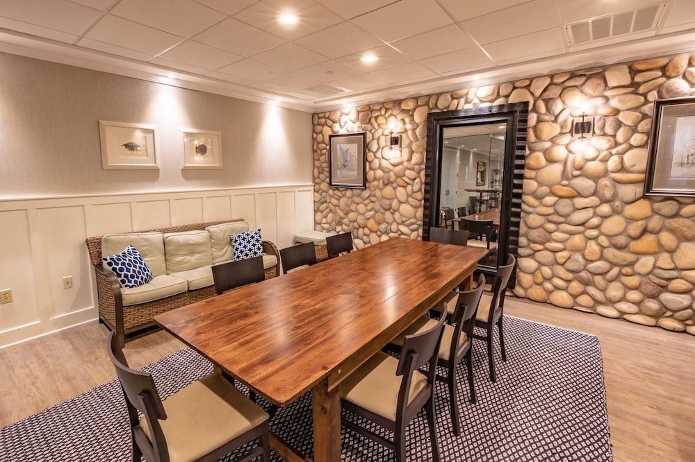 Holiday Inn Manahawkin Long Beach Island by IHG - photo 105