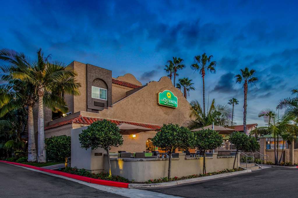 La Quinta Inn & Suites by Wyndham Carlsbad Legoland Area - photo 4