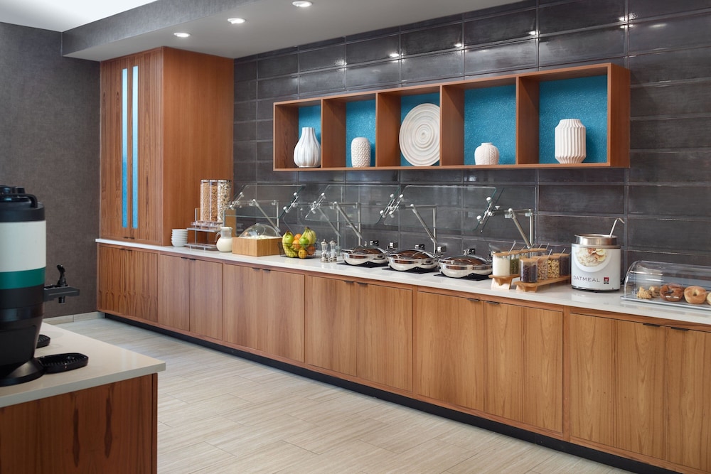 SpringHill Suites by Marriott Atlanta Northwest - photo 18