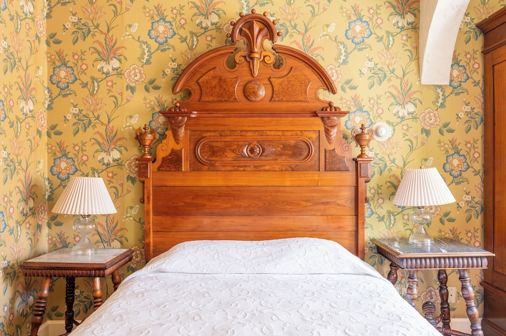 Martine Inn - photo 63