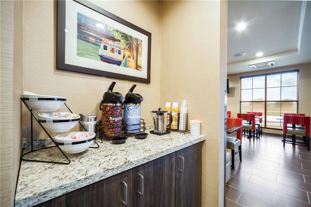 Comfort Inn & Suites North Platte - photo 10