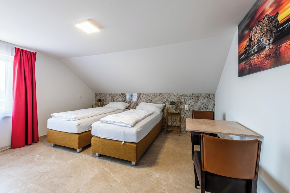 YS Apartments — Marchtrenk — photo 4