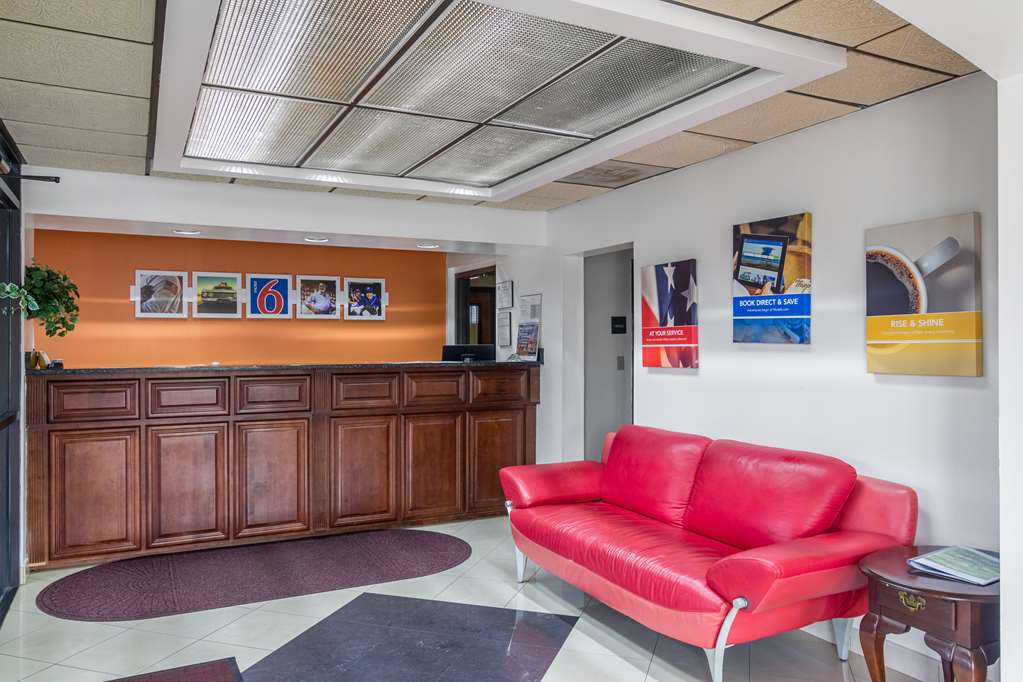 Motel 6 Waycross - photo 25