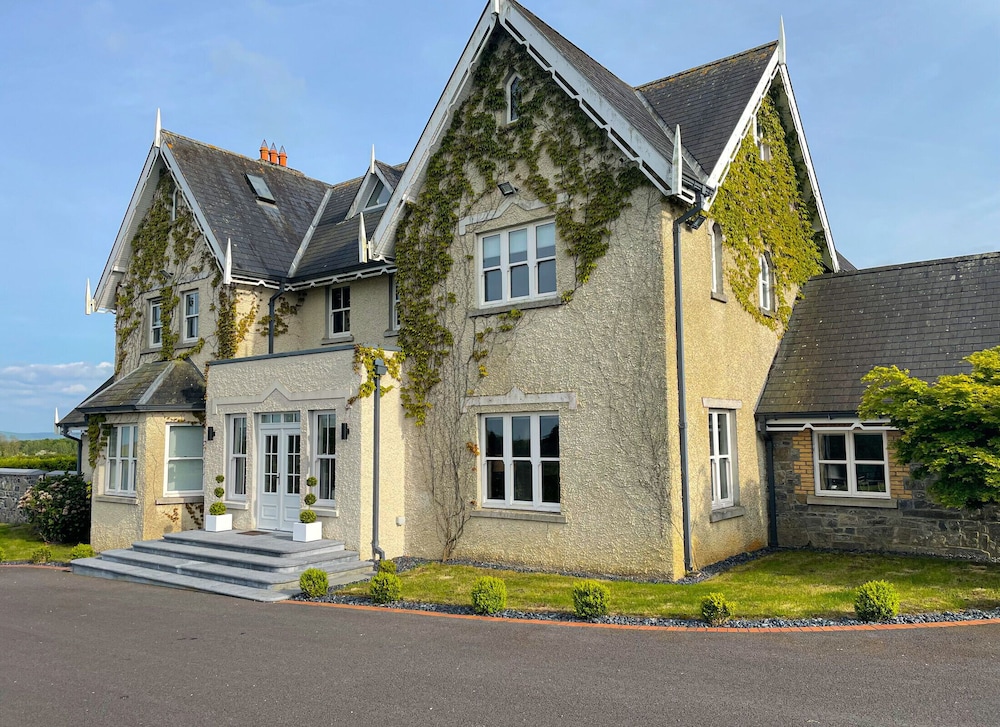 Cluain Ard Holiday Home by Trident Holiday Homes — 4-Star Luxury Hotel in Castletown, Republic of Ireland
