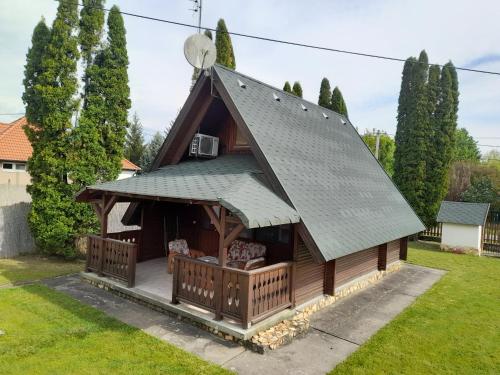 Őzike Apartmanházak — 4-Star Luxury Hotel in Bogacs, Hungary