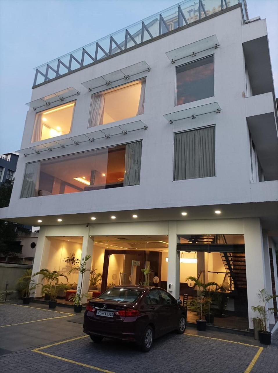 The Terrace by Ladder Mgd by Citrine — 4-Star Luxury Hotel in Thiruvananthapuram, India