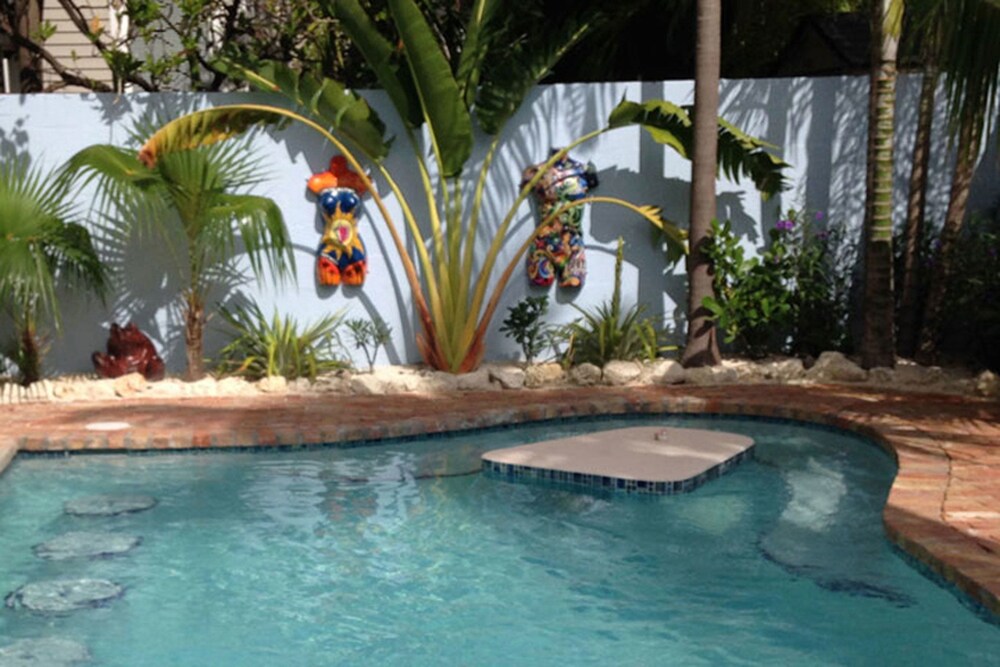 Bahama House — 4-Star Luxury Hotel in Key West, United States
