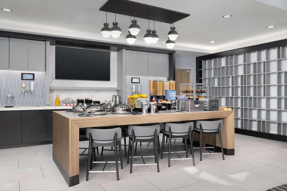 Homewood Suites By Hilton York - photo 40