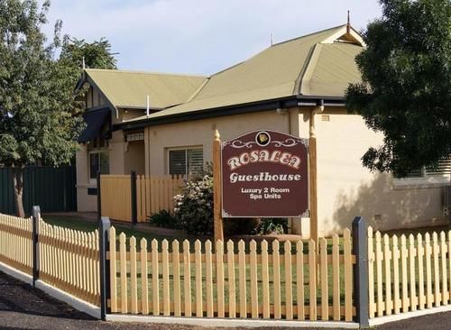 Rosalea Guesthouse — 4-Star Luxury Hotel in Dubbo, Australia