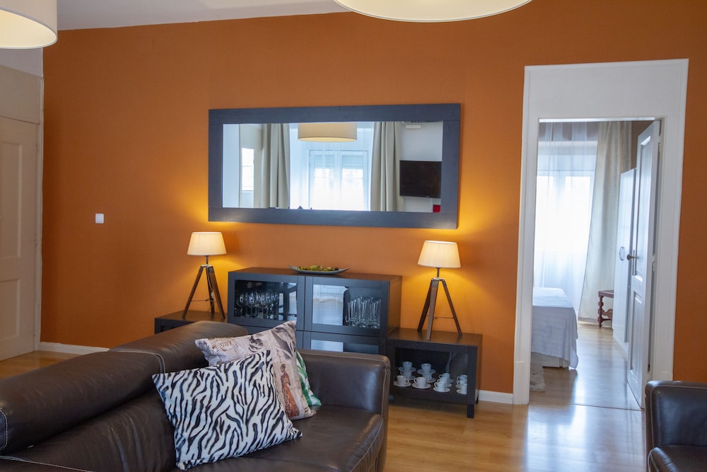 Sweet Lisbon Arts Holiday Apartment — 4-Star Luxury Hotel in Lisbon, Portugal