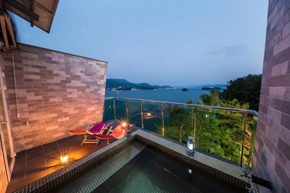 Tongyoung S468 Poolvilla - last minute hotel in Unknown City