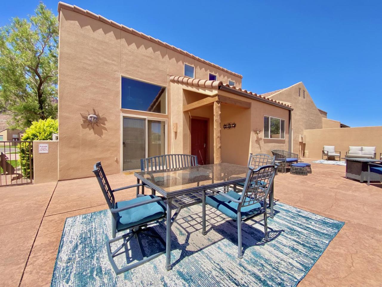Rim Village A1 - last minute hotel in Moab