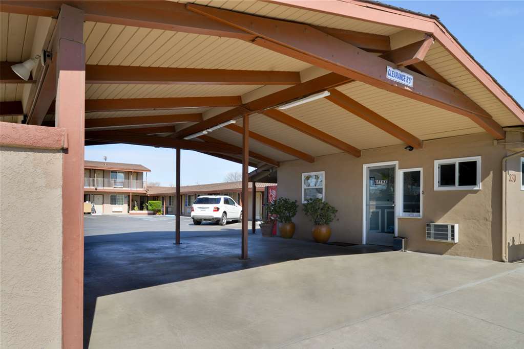 Americas Best Value Inn Los Banos - photo 3