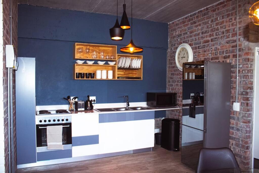 Swift Studios No4