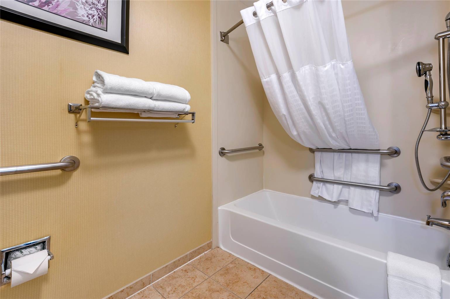 Comfort Suites Urbana Champaign University Area - photo 13