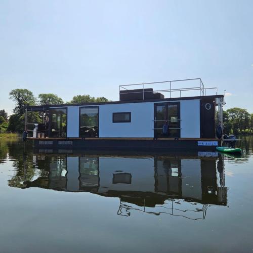 Hausboot Seaside — Potsdam