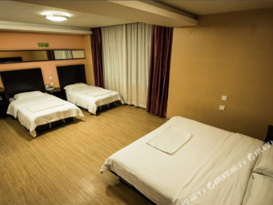 Huadu Modern Business Hotel in Huadian, People's Republic of China