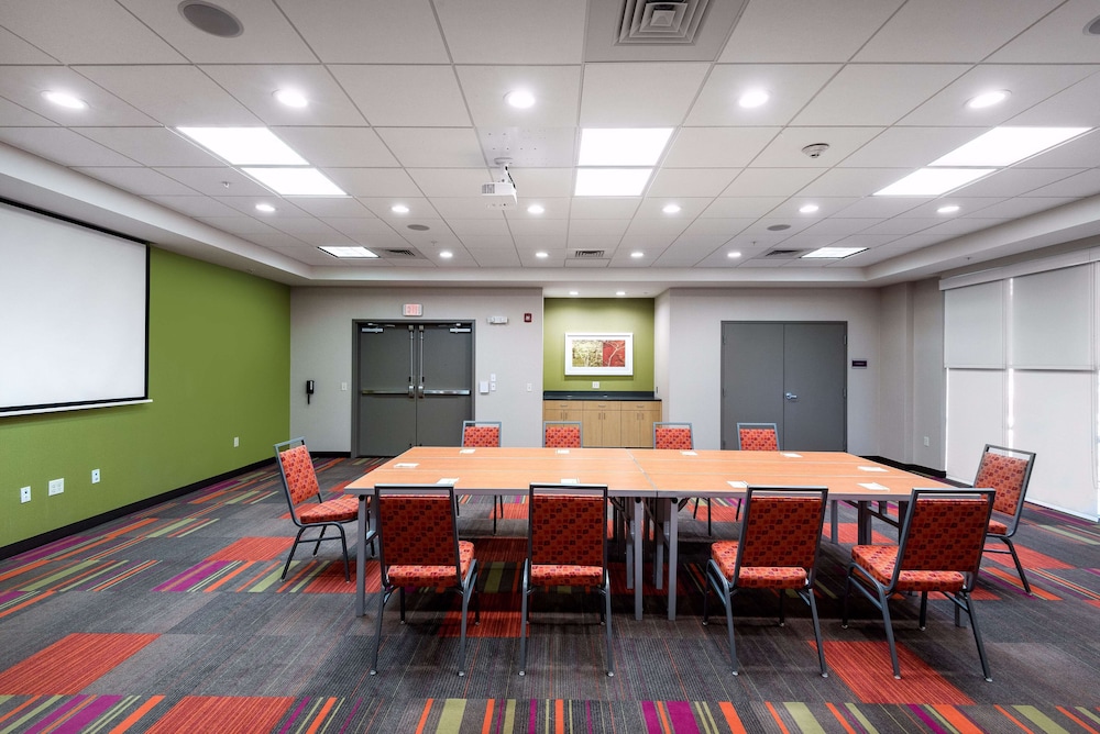 Home2 Suites by Hilton Charlotte University Research Park - photo 25