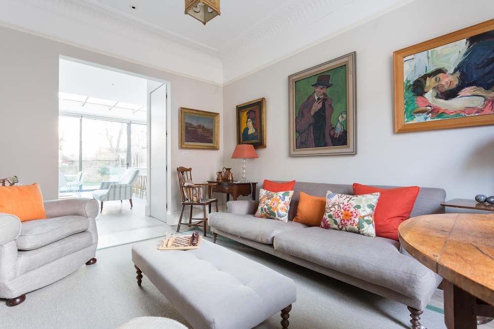 Poplar Grove By Onefinestay — 4-Star Luxury Hotel in London, United Kingdom