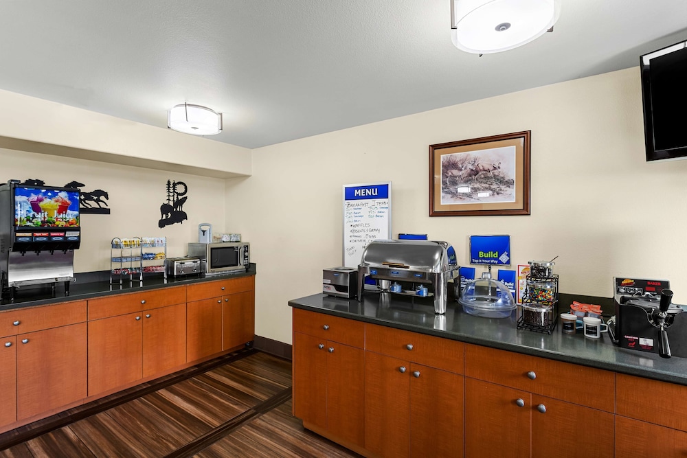 Best Western Rose Quartz Inn - photo 26
