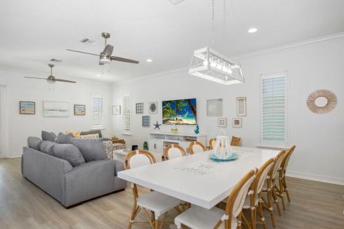 Delmar Dolphin - photo 13