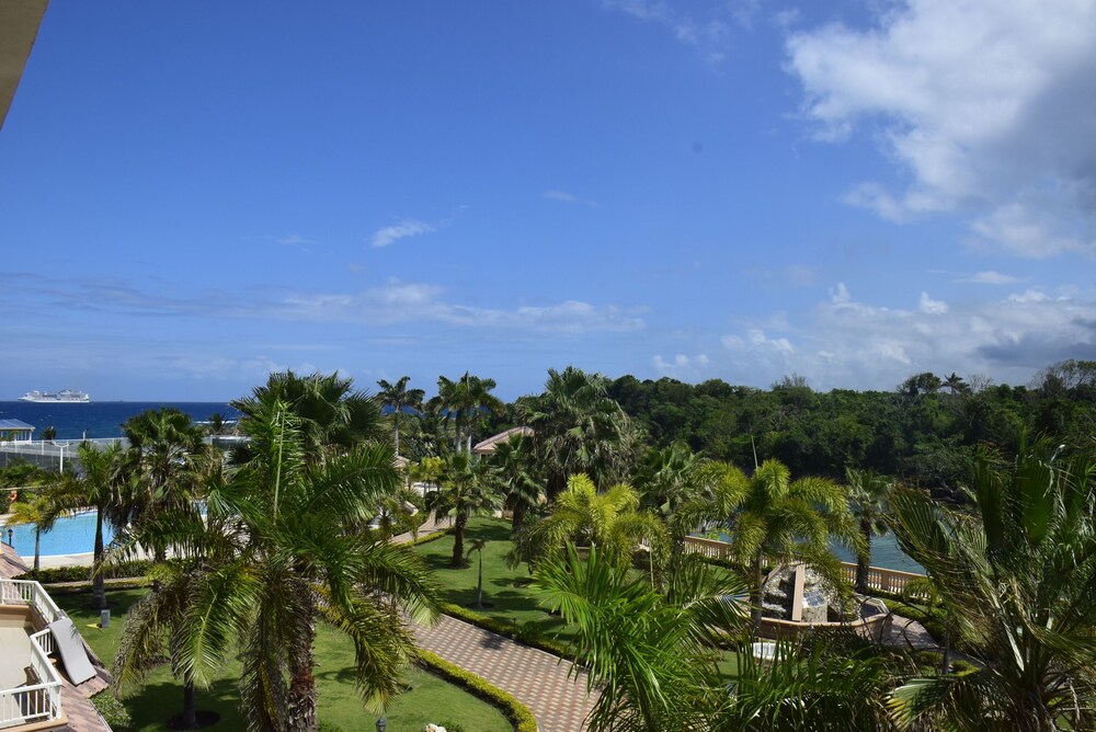Sunset Marina Suites 2 & 3 Bedrooms in Saint Ann's Bay, Jamaica