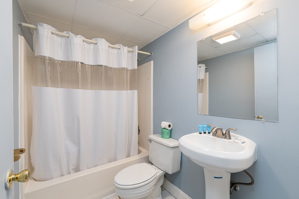Hotel Charlee Villas by the Beach - photo 35