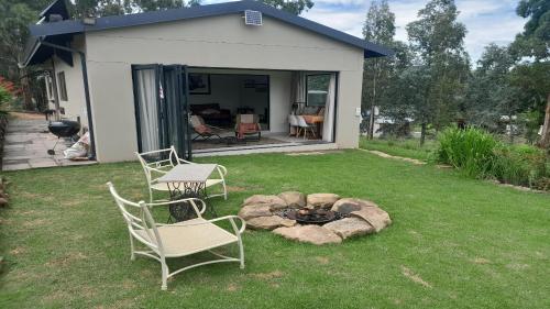 Sunset View Self catering Cottage — 4-Star Luxury Hotel in Himeville, South Africa
