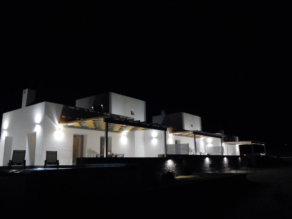 Bluebell Resort Villa SUNSET in Paros, Greece