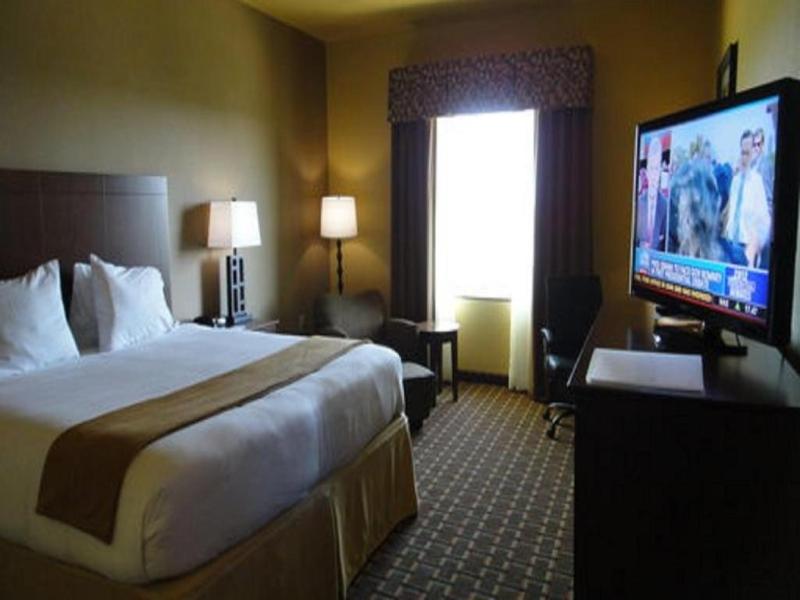 Holiday Inn Express and Suites George West by IHG - photo 9