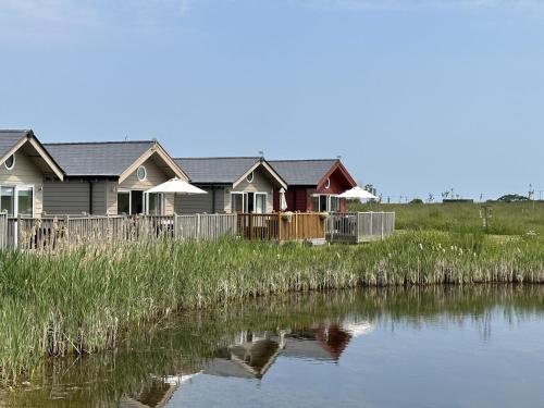 Low Lake Lodge Lakeside Part of the The Bay Filey Holiday Village with pool gym and direct beach access pub restaurant tennis and meadows walks