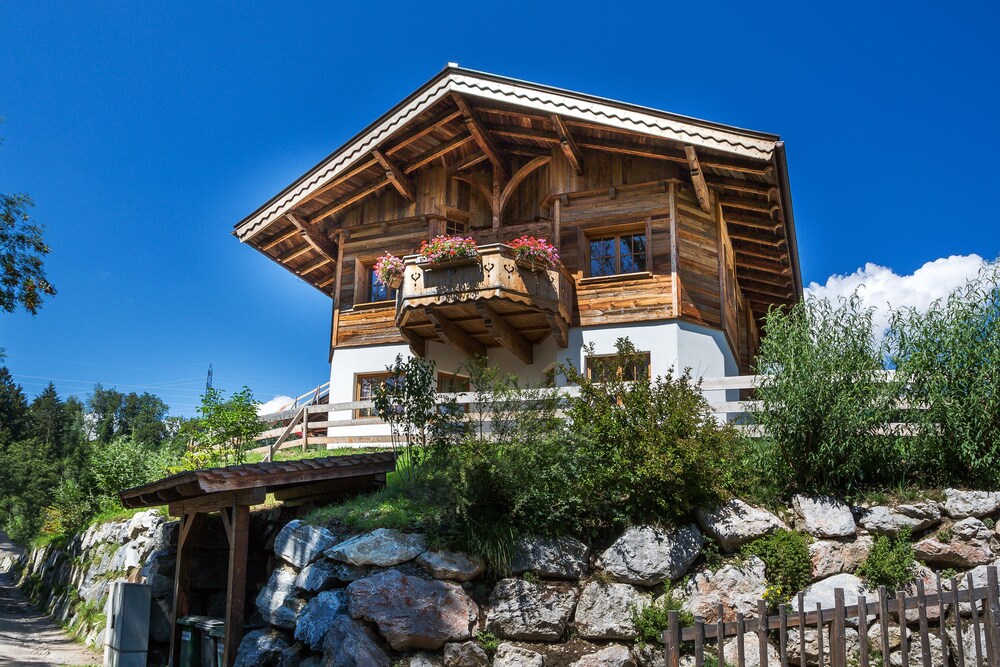 Family Retreat Maria Alm — 4-Star Luxury Hotel in Maria Alm Am Steinernen Meer, Austria