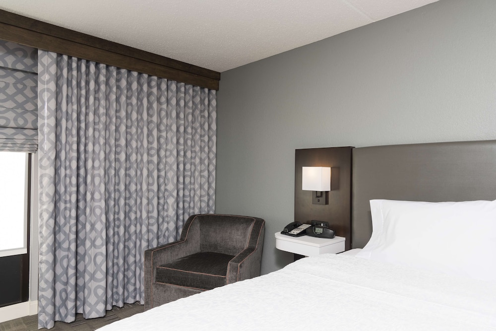Hampton Inn Cincinnati Airport South - photo 12