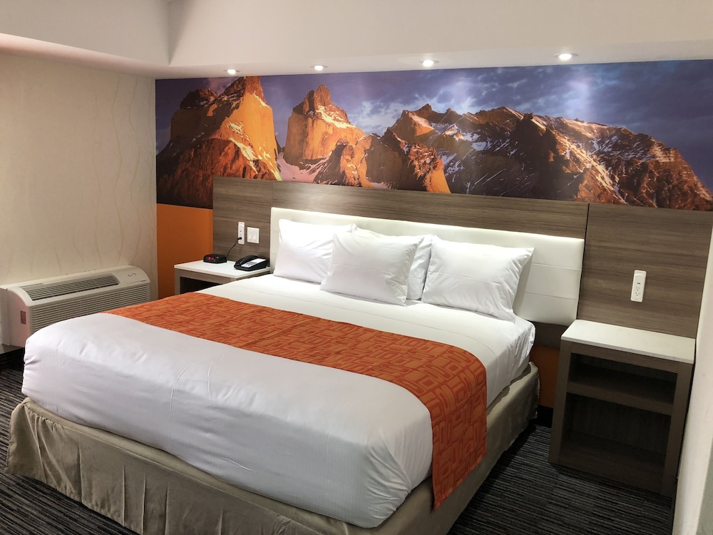 Howard Johnson by Wyndham Harrisburg - photo 4
