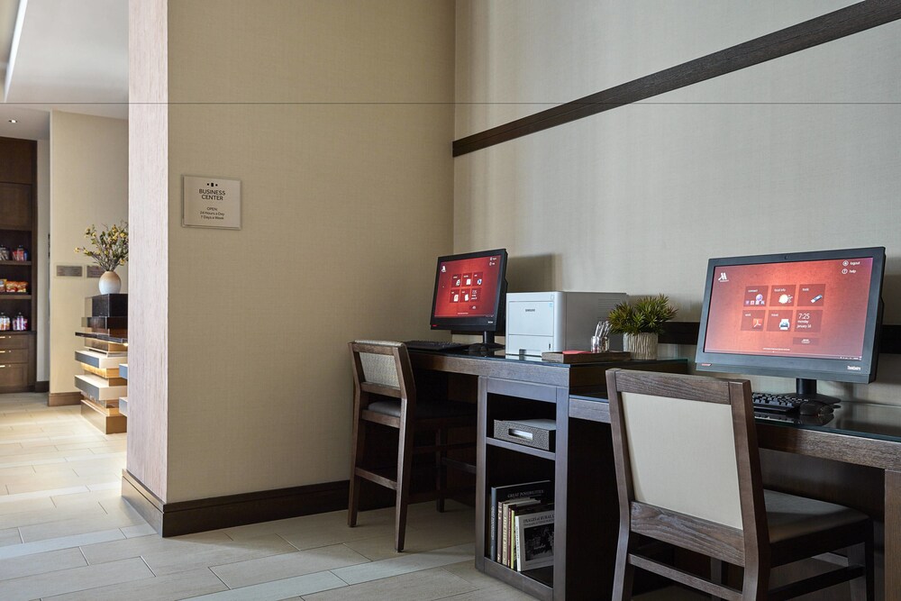 Ithaca Marriott Downtown on the Commons - photo 27