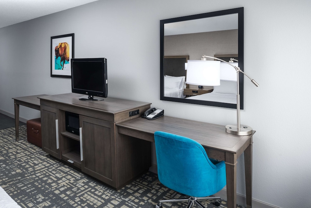 Hampton Inn North Sioux City - photo 15