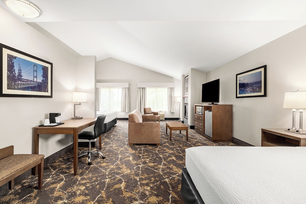 The INN at Gig Harbor - photo 8