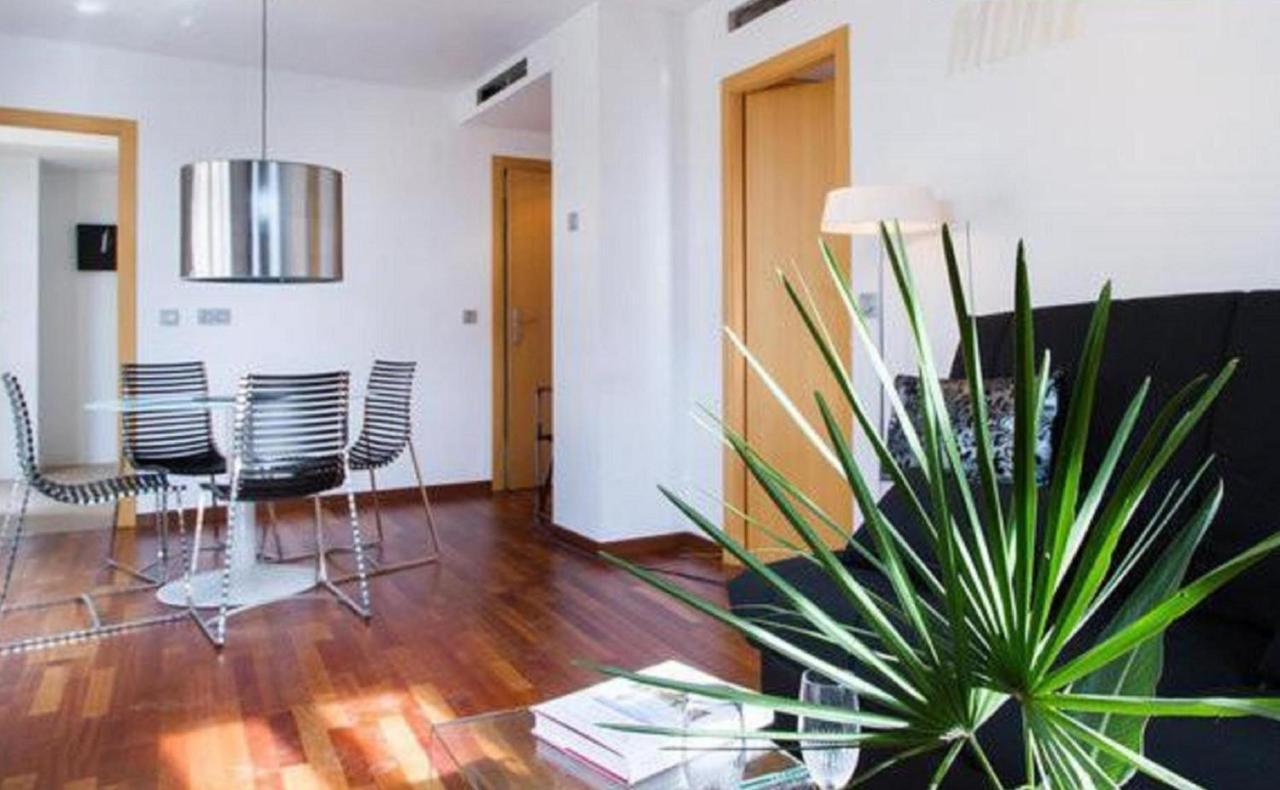 Happy Apartments Valencia — 4-Star Luxury Hotel in Valencia, Spain