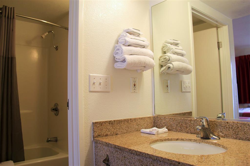 Motel 6 Enfield CT Hartford - photo 22