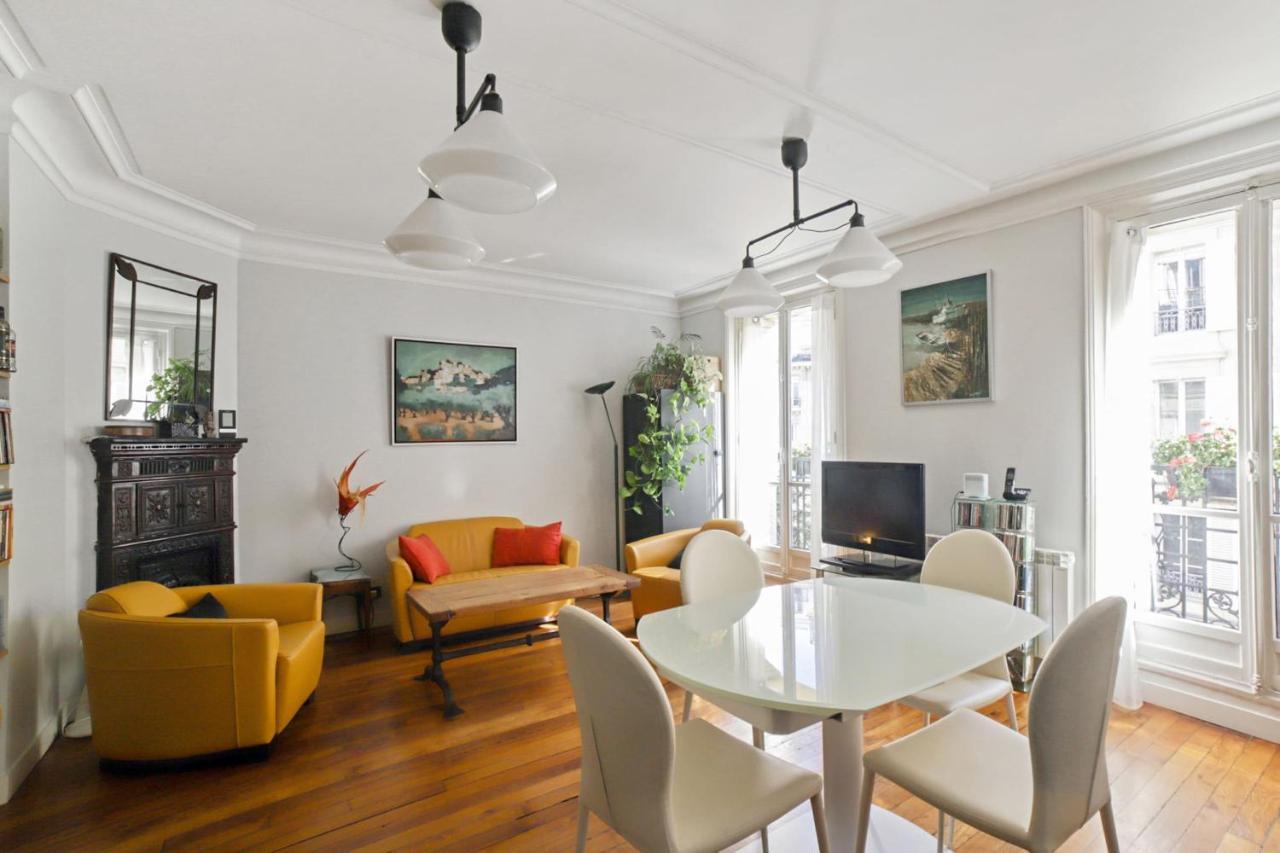 Appartement Duhesme Welkeys — 4-Star Luxury Hotel in Paris, France