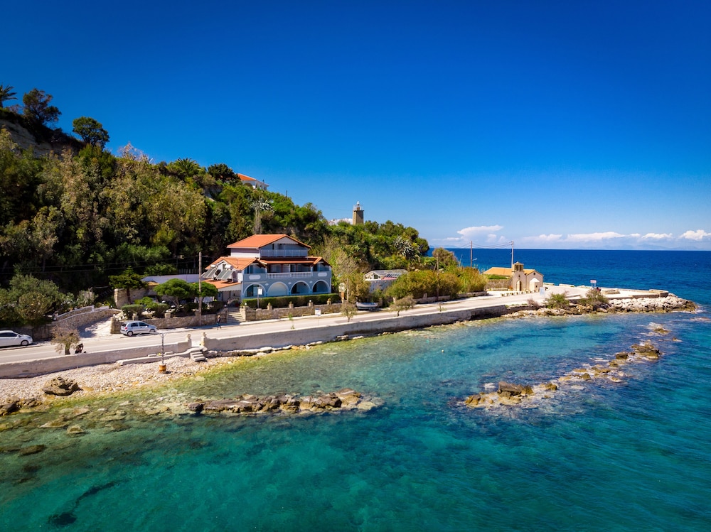 Elena's Seafront Deluxe Studios — 4-Star Luxury Hotel in Zakynthos, Greece