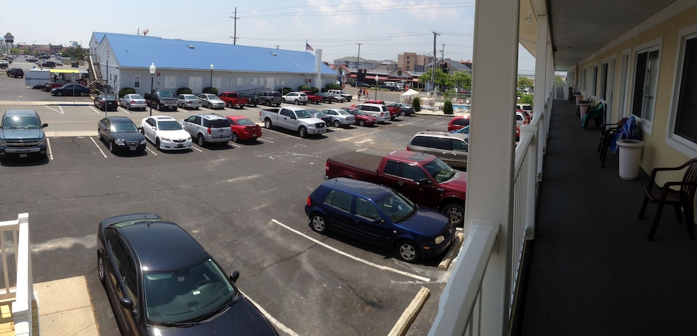 Kings Arms Motel - photo 21
