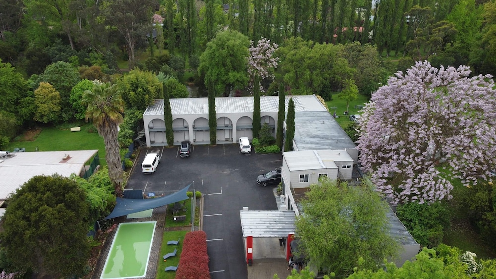 Riverbank Park Motel in Bright, Australia