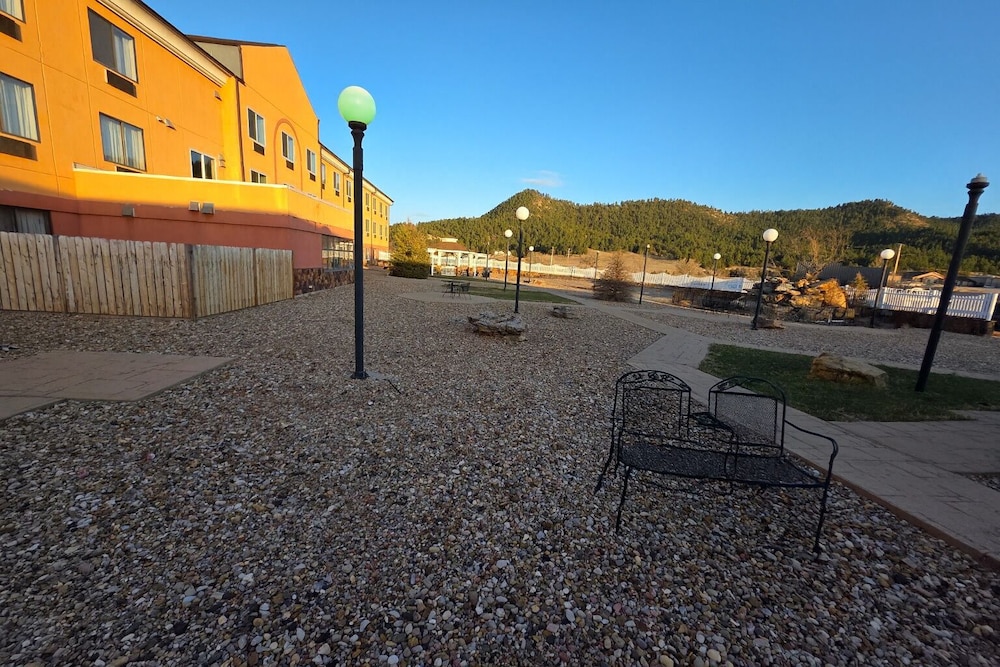 Stay USA Hotel & Suites - photo 17