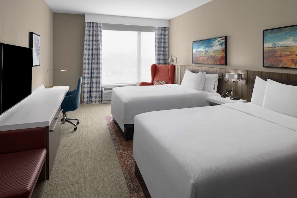 Hilton Garden Inn Grand Prairie At Epiccentral - photo 10