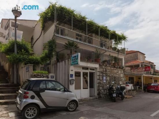 Mavi Apartment