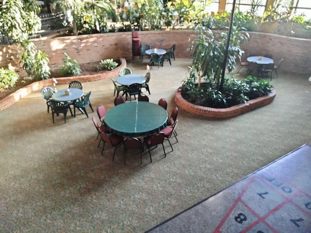 Holiday Inn St. Louis West Six Flags by IHG - photo 21