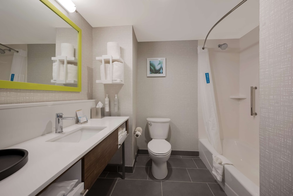 Hampton Inn Detroit Southfield - photo 31
